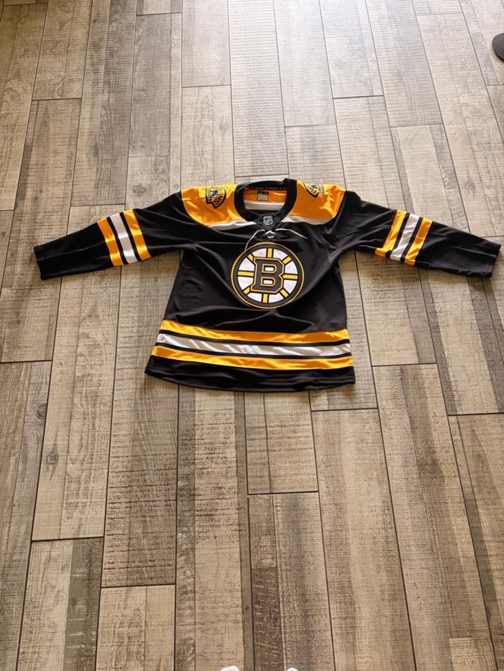 Fanatics Boston Bruins NHL Black Yellow White Jersey Size 52